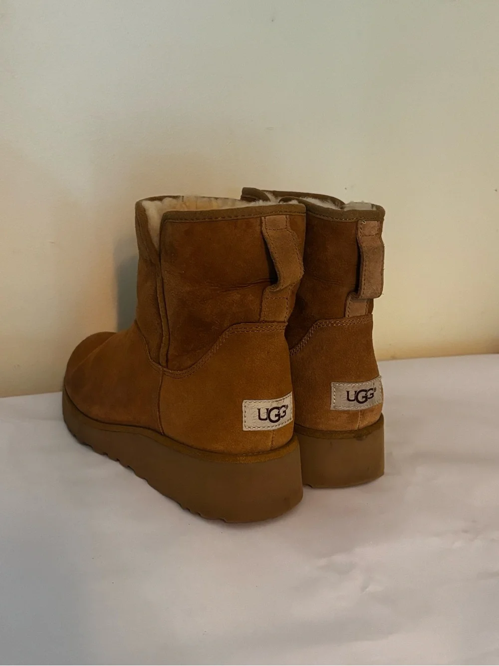 UGG Kristin Classic Slim mini wedge boots chesnut size 10